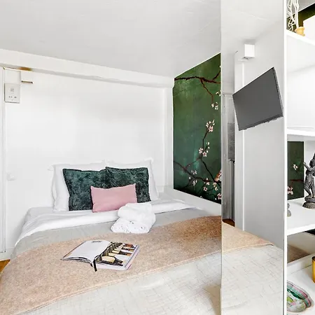 Palais Royal & Montorgueil Studio Flat